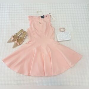 Elegant Pink Sleeveless Dress